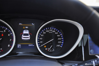 2017款启辰T90 2.0L手动智尚版