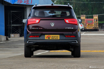 2017款宝骏560 1.5T DCT尊享型