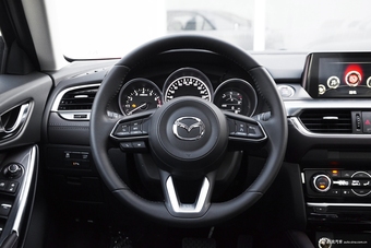 2018款阿特兹2.5L自动蓝天运动版