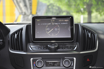2017款风神AX5 1.4T自动趣尚型