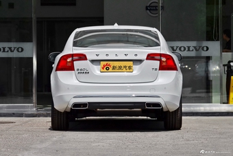 2018款沃尔沃S60L 2.0T自动T5智驭版