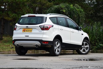 2017款翼虎1.5T自动两驱铂翼型EcoBoost 180