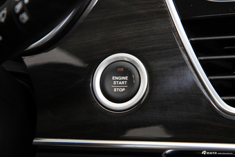 2017款宝骏560 1.5T DCT尊享型