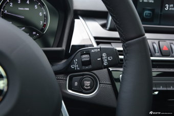 2018款宝马2系旅行车218i 1.5T自动尊享型运动套装