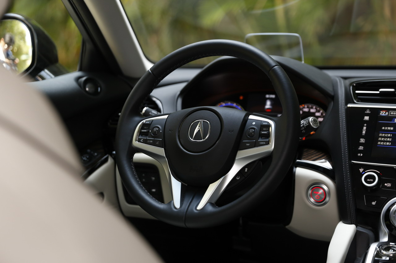 2018款讴歌CDX 2.0L 两驱创享版Hybrid