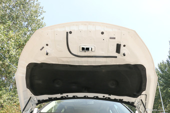 2018款英菲尼迪QX50 2.0T自动两驱时尚版