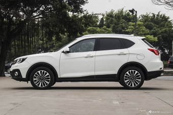 2015款传祺GS5 Super 1.8T自动四驱尊贵版