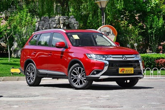 2018款欧蓝德2.0L自动两驱荣耀版