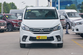 2018款上汽大通G10 PLUS 2.0T自动豪华行政版