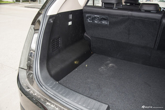 2015款 宝骏560 1.8L手动精英型