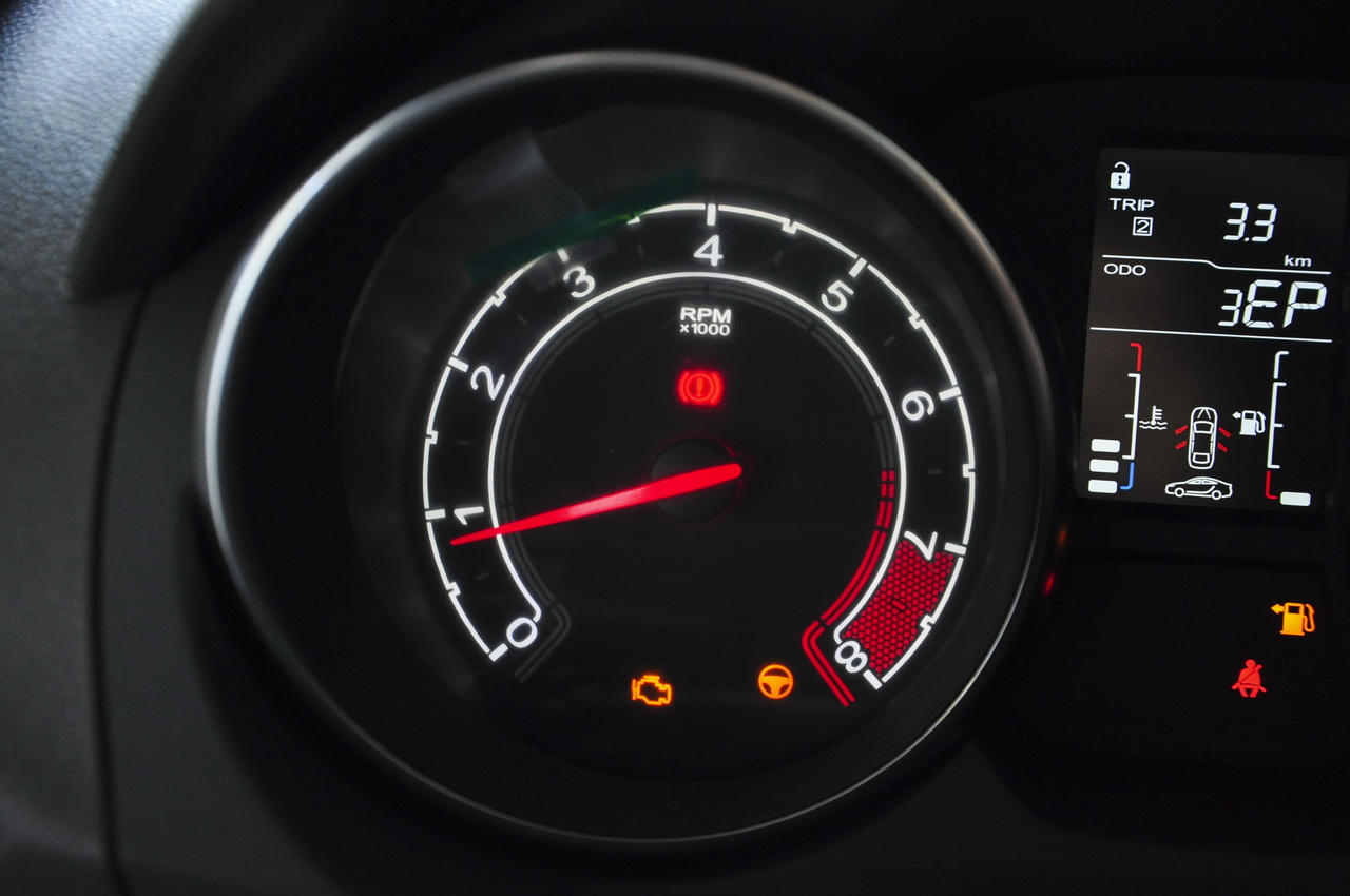 2016款名爵锐行1.5L自动超值豪华版