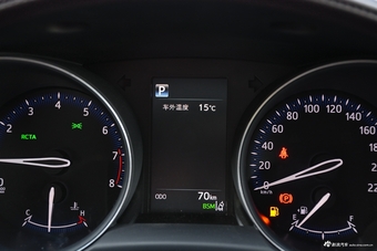 2018款奕泽IZOA 2.0L自动奕炫版