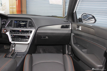 2017款索纳塔九1.6T自动GLX领先型