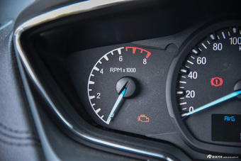 2015款福睿斯1.5L手动时尚型