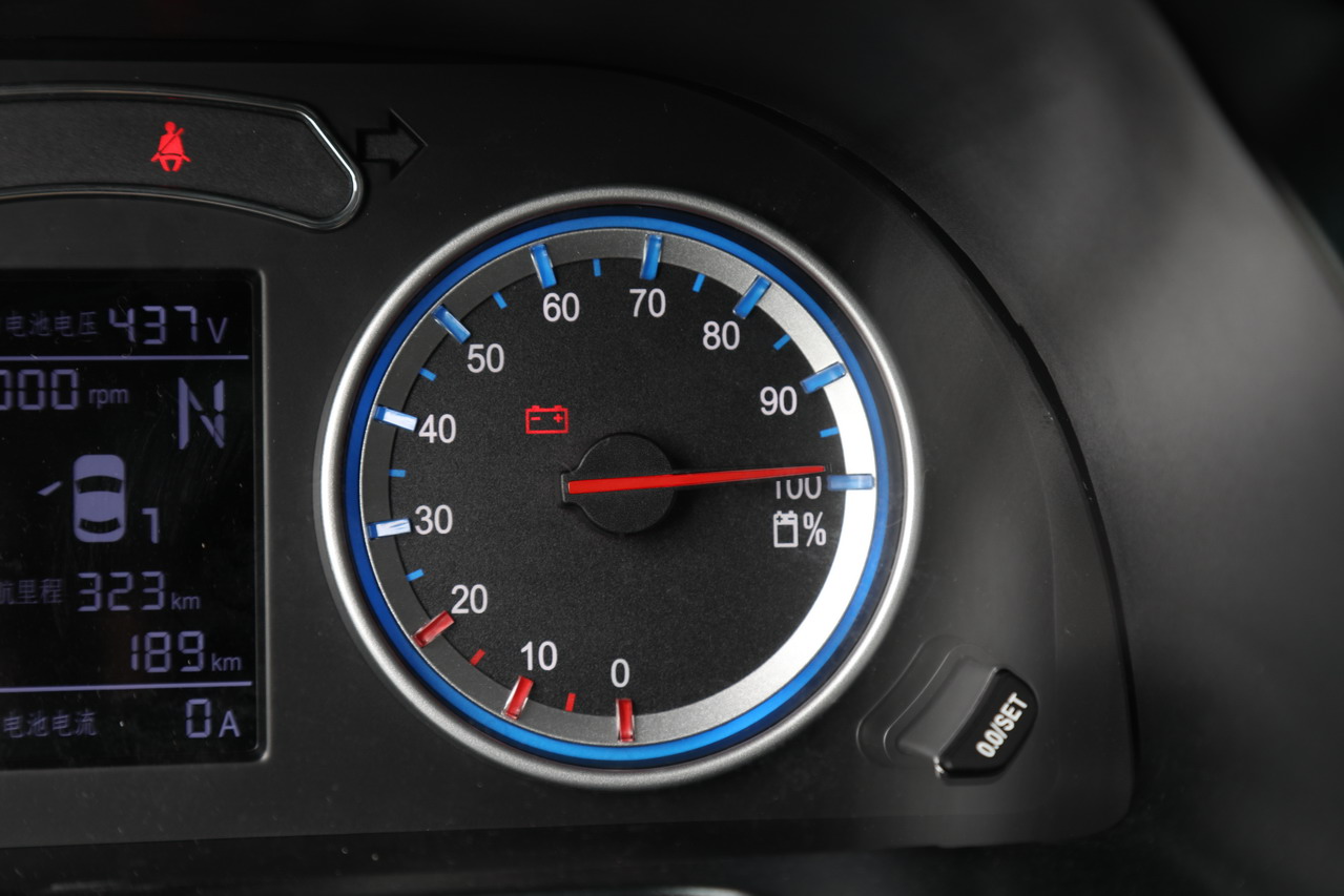 2019款菱智M5EV 豪华型