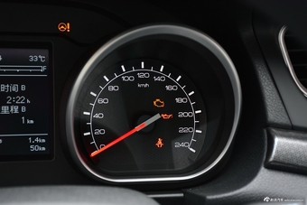 2019款奔腾B50 1.6L手动精英型