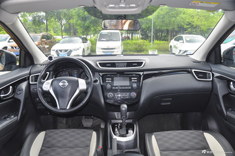 2016款逍客2.0L自动XV Prem豪华版图片