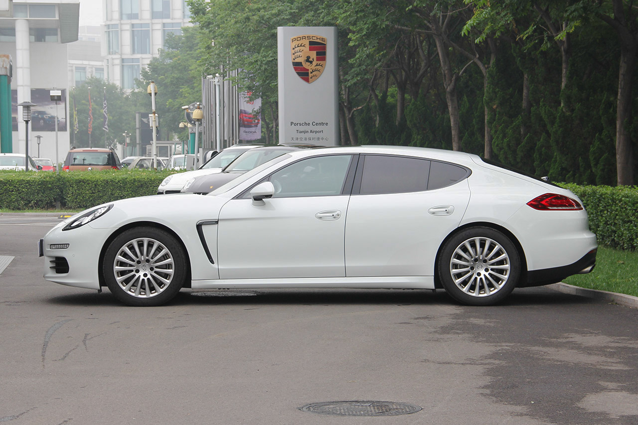 2014款保时捷Panamera 3.0T