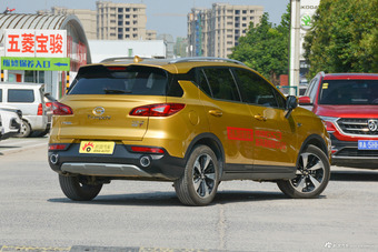 2017款传祺GS3 200T 1.3T自动尊贵版