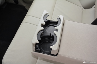 2016款帕杰罗V97 3.8L V6 GLS中东版