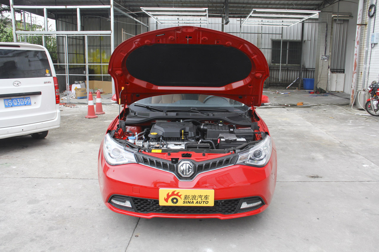 2016款名爵锐行1.5T自动超值豪华版图片