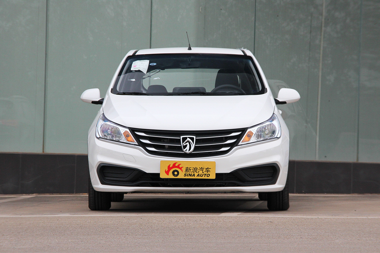 2016款宝骏310 1.2L手动舒适型