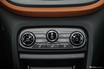 2015款DX7 1.5T手动豪华型