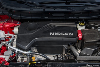 2017款奇骏2.5L自动CVT豪华版 4WD