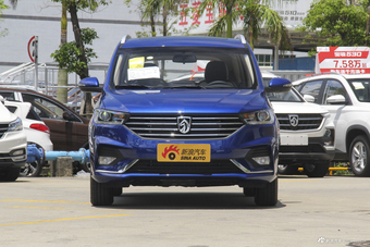 2018款宝骏360 1.5L自动豪华型