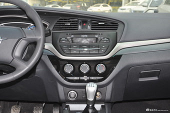 2017款海马M6 1.6L手动舒适型