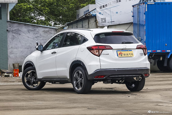 2015款缤智1.8L CVT四驱旗舰型 塔夫绸白