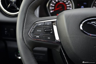 2017款东南DX3 1.5L手动豪华型