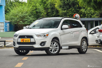 2013款劲炫ASX 2.0L自动四驱尊贵版图片