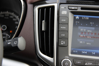 2015款启辰T70X 2.0L自动睿享运动版