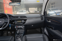 2017款起亚K2 1.4L手动15周年特别版GLS三厢