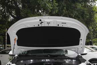 2018款荣威RX5 1.5T 20T自动两驱旗舰版