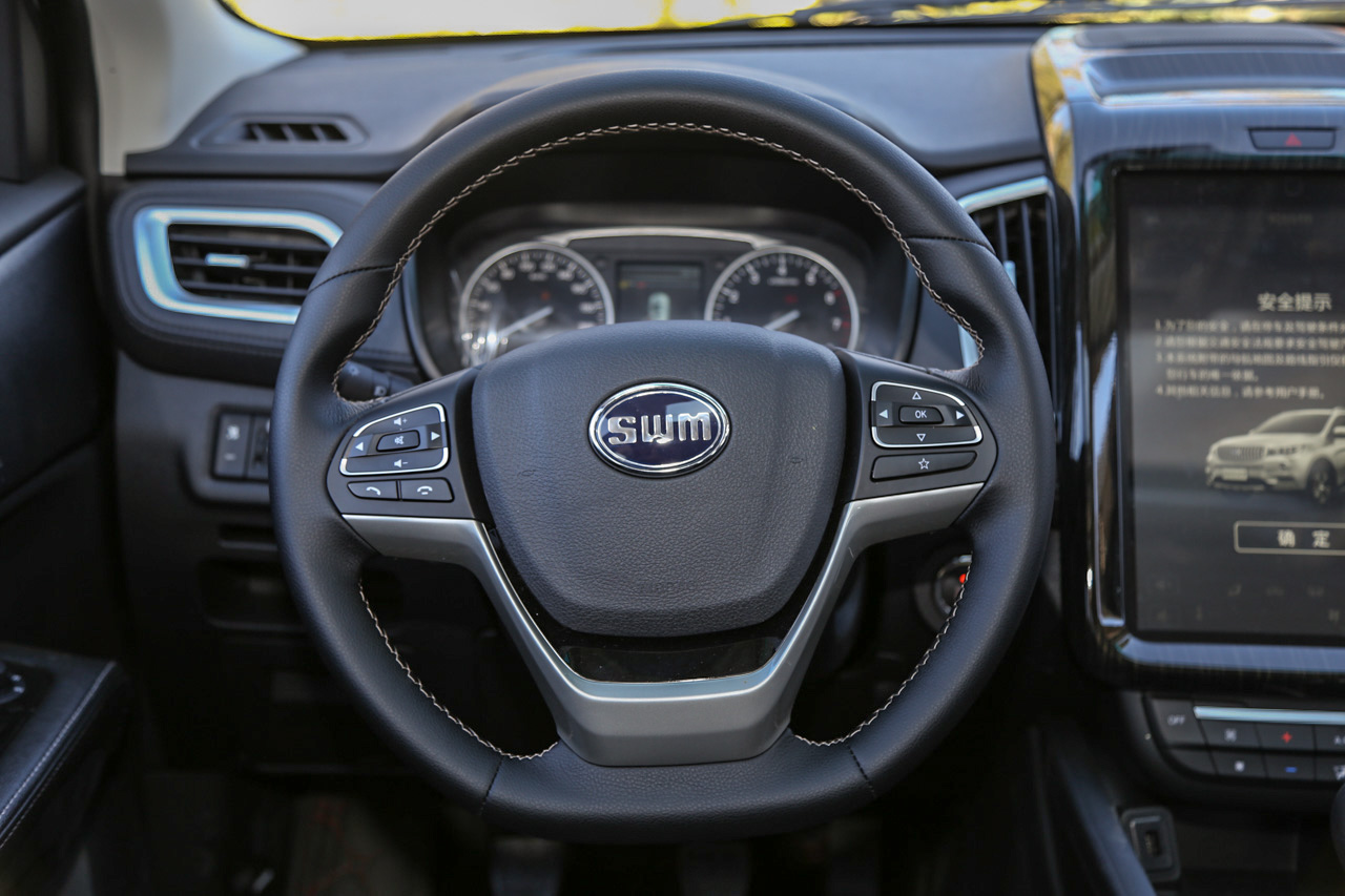 2016款斯威X7 1.5T手动豪华型