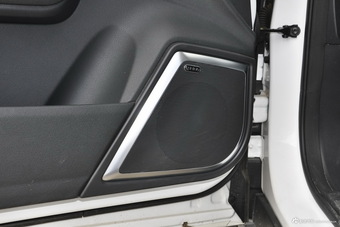 2017款哈弗H7 2.0T自动尊贵型红标