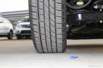 2016款吉利博越1.8TD自动智尊型