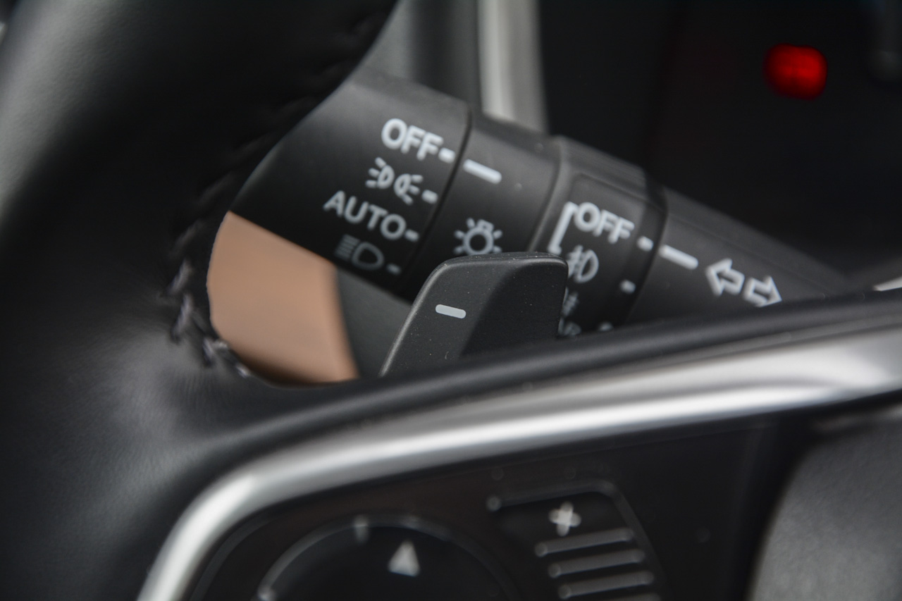 2017款CR-V混动 2.0L自动净致版