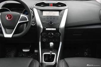 2017款比亚迪元1.5L自动酷炫时尚型