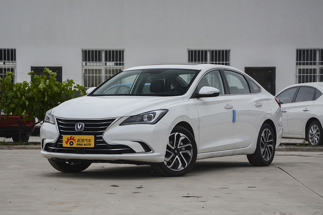 2018款逸动1.6L GDI手动尊尚型