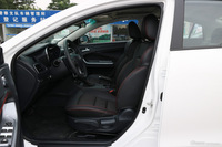 2017款海马福美来1.6L自动豪华型