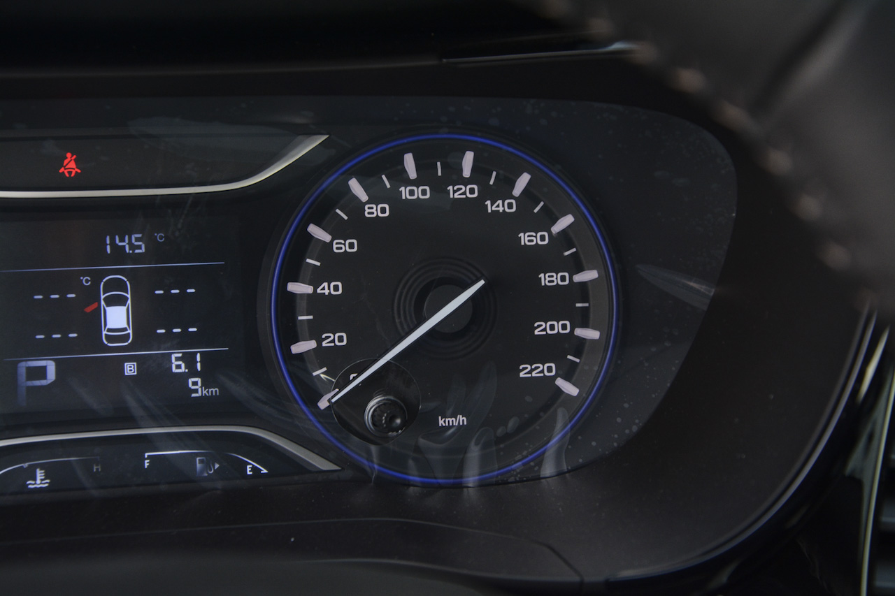 2018款传祺GA4 1.3T自动尊享版200T