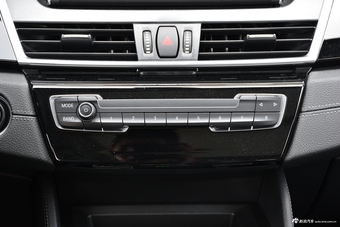 2018款宝马2系225i 2.0T自动尊享型M运动套装