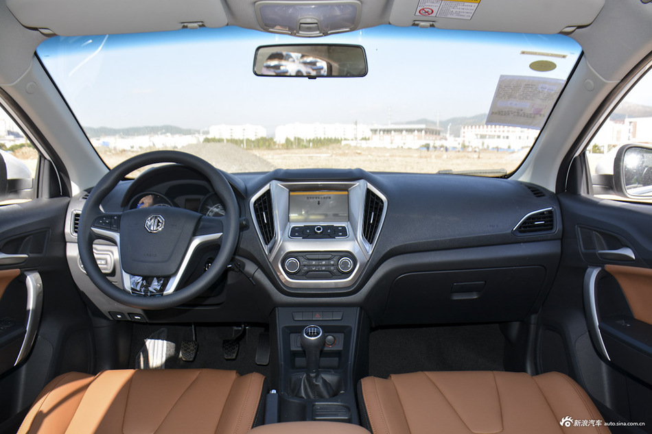 2016款名爵锐行1.5L手动超值豪华版