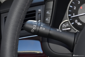 2019款英菲尼迪Q70L 2.0T自动悦享版