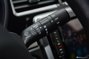 2018款海马S5青春版 1.6L手动豪华型