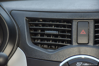 2014款夏利N7 1.3L手动运动尊贵型