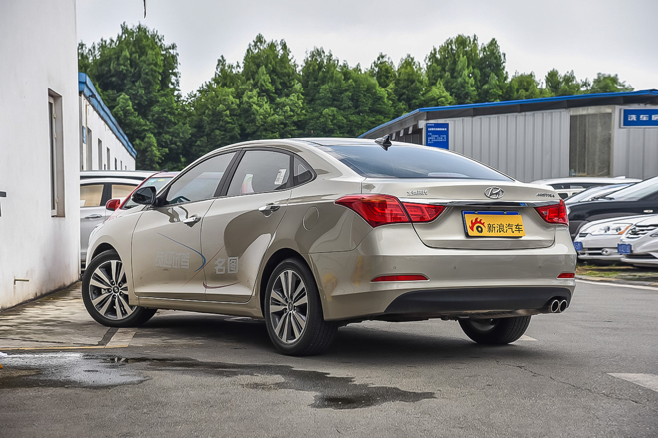 2016款名图1.8L自动DLX尊贵型